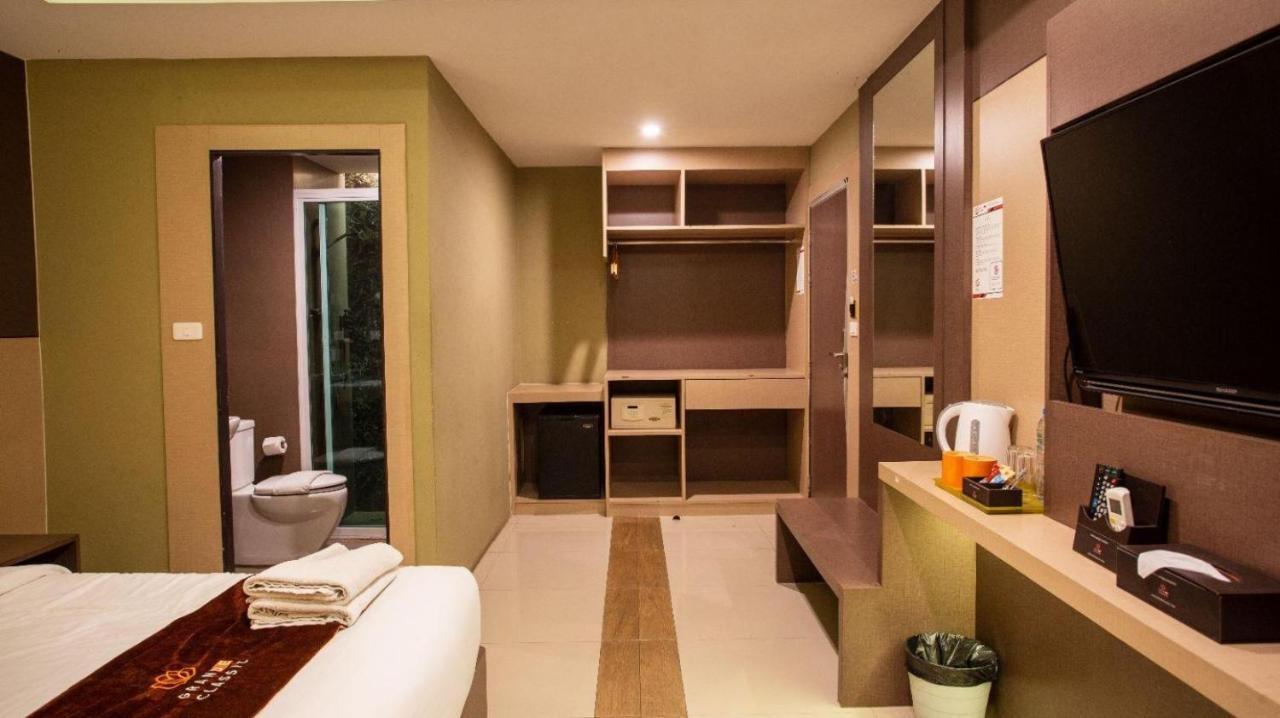 Grande Classic By Goad Avadhess Hospitality 1 Km Walking Street Pattaya Beach Екстериор снимка