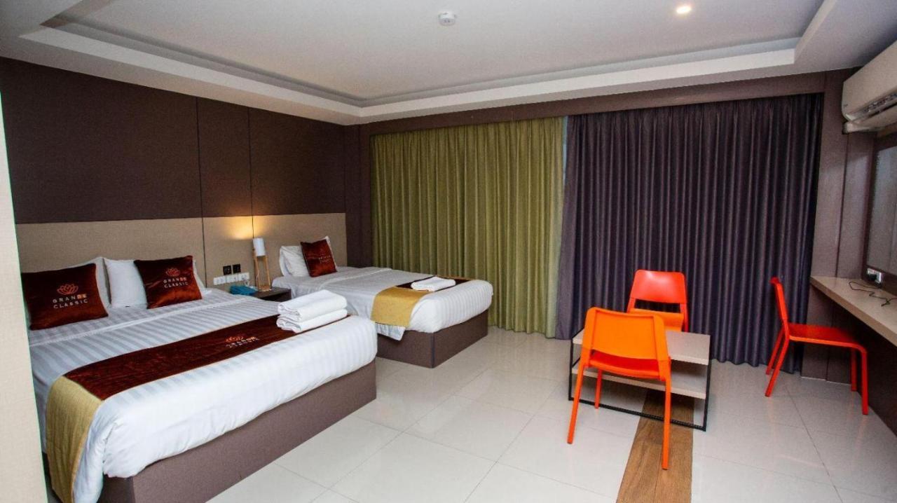 Grande Classic By Goad Avadhess Hospitality 1 Km Walking Street Pattaya Beach Екстериор снимка