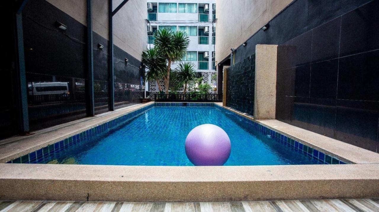 Grande Classic By Goad Avadhess Hospitality 1 Km Walking Street Pattaya Beach Екстериор снимка