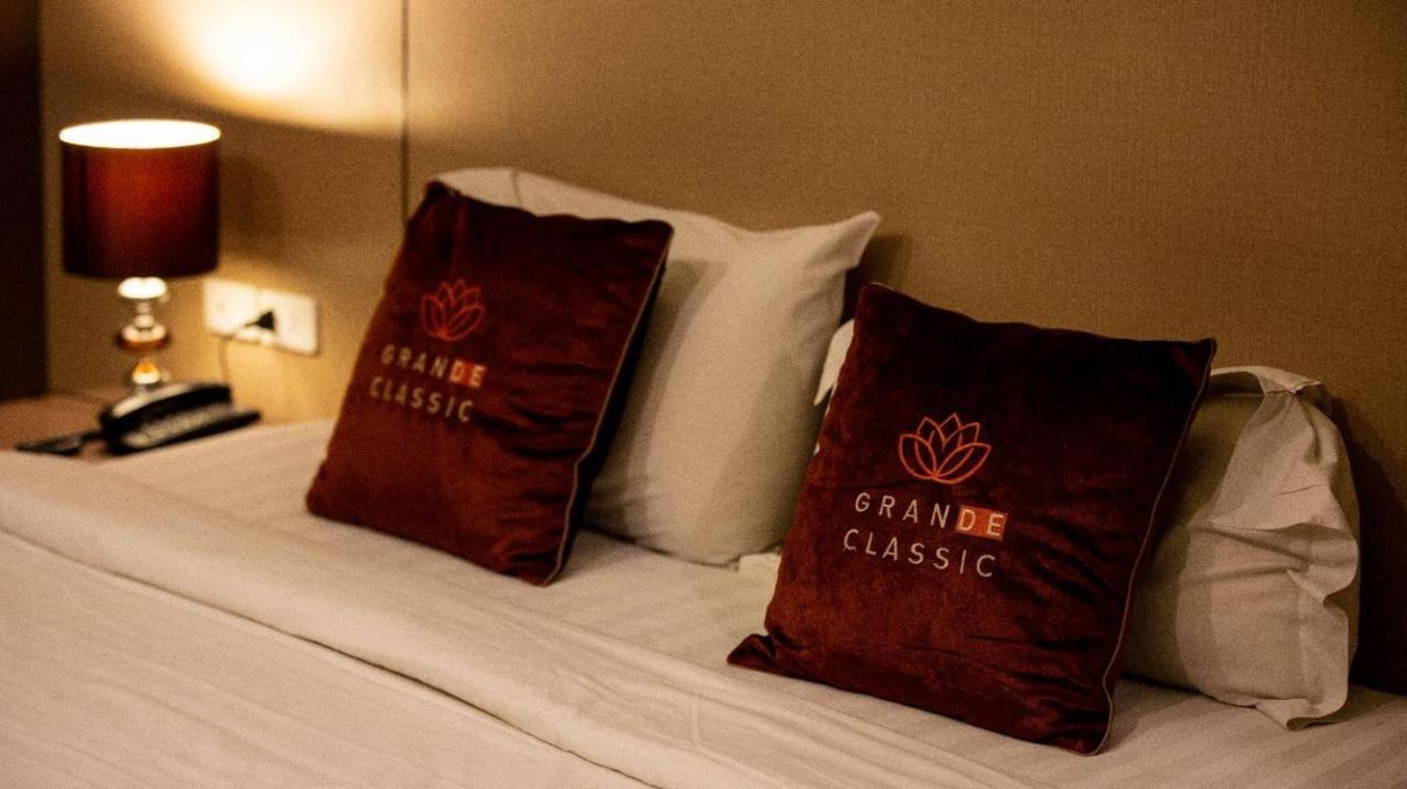 Grande Classic By Goad Avadhess Hospitality 1 Km Walking Street Pattaya Beach Екстериор снимка