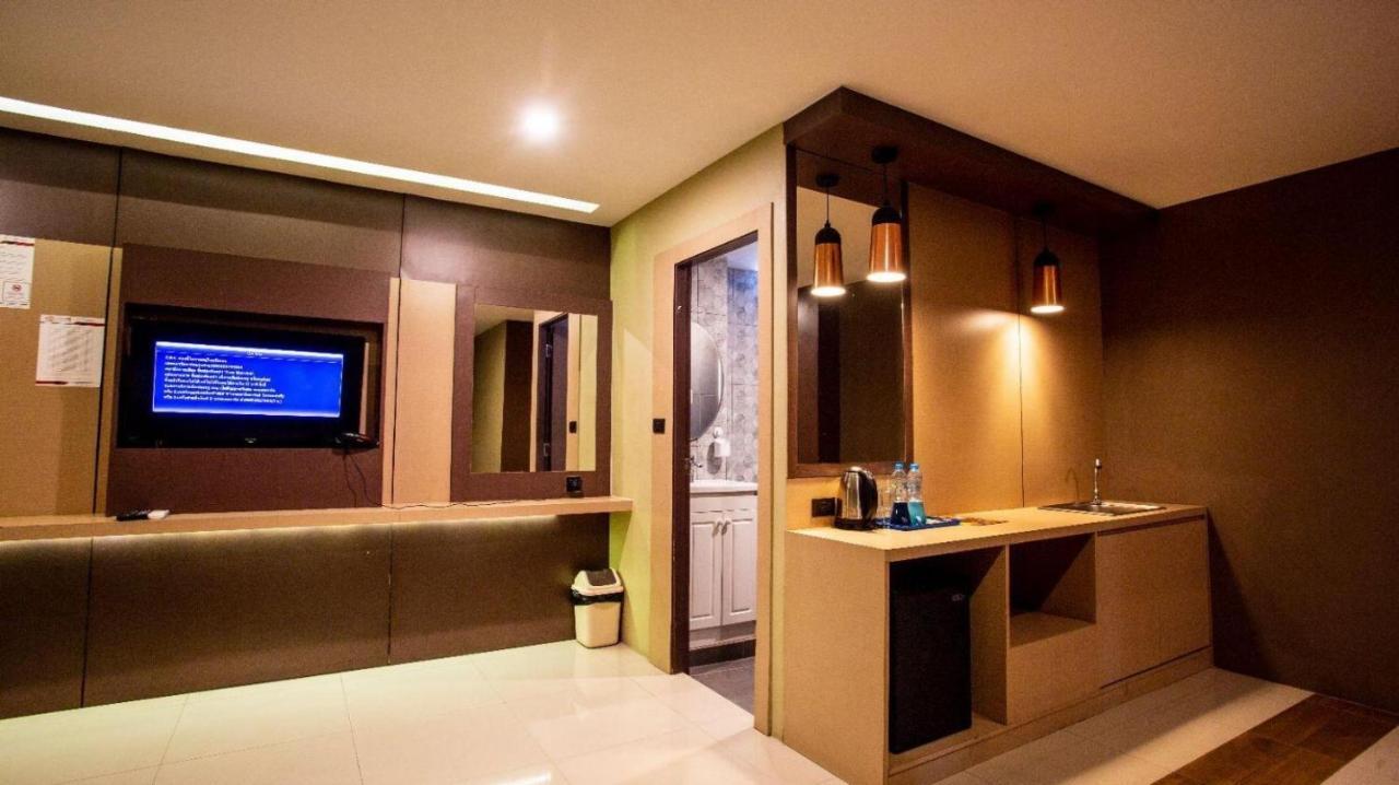 Grande Classic By Goad Avadhess Hospitality 1 Km Walking Street Pattaya Beach Екстериор снимка