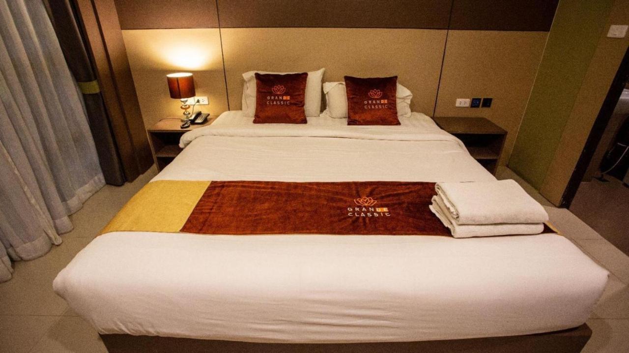 Grande Classic By Goad Avadhess Hospitality 1 Km Walking Street Pattaya Beach Екстериор снимка